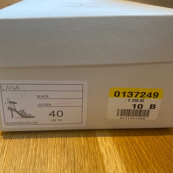 Black leather heels - Picture 8 of 8